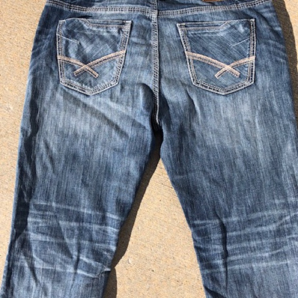 Buckle Jeans (Tyler)